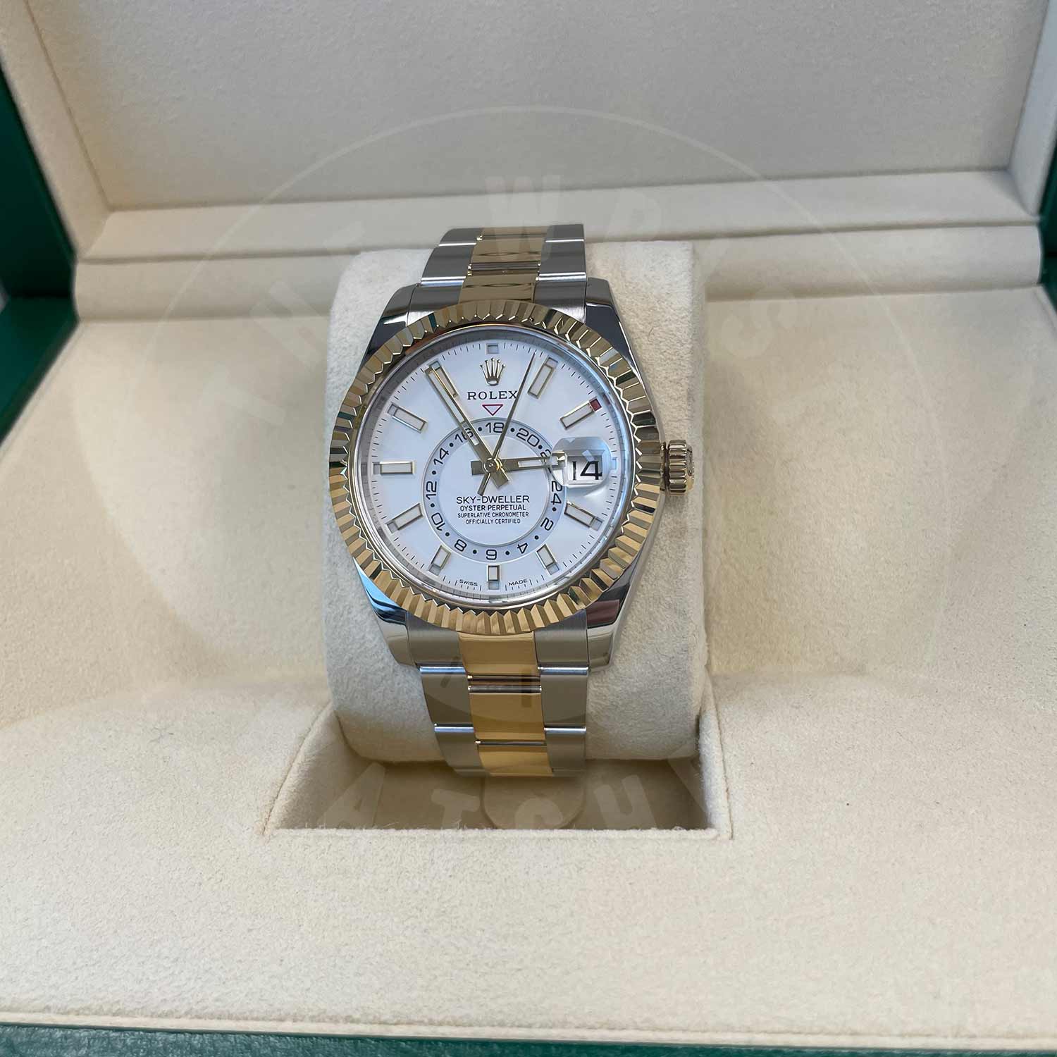 Rolex Sky-Dweller 326933 Oystersteel White Index