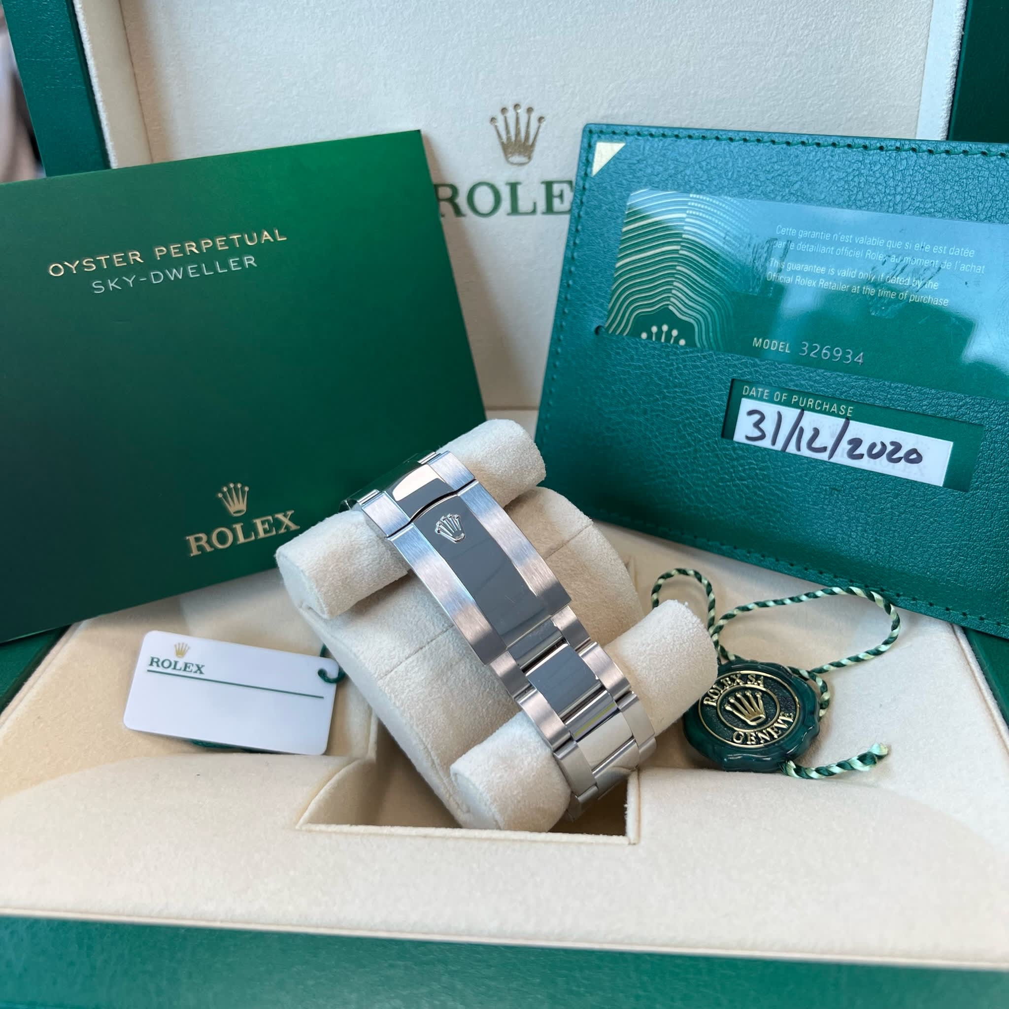 Rolex 326934 Skydweller Stainless Steel & 18K White Gold Black Dial Oyster Bracelet Like New 2020 Box/Papers - Image 2