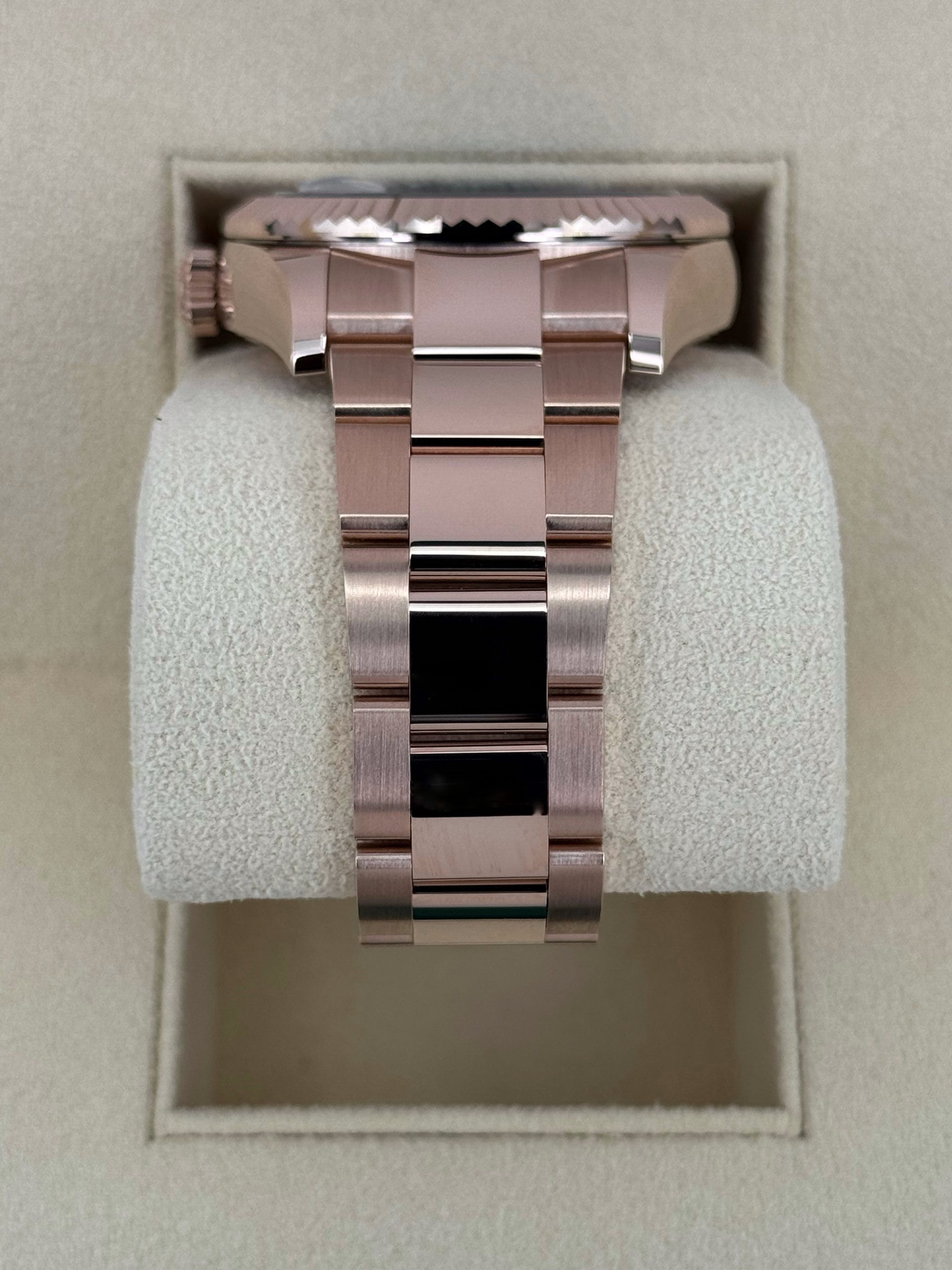 NEW 2025 Rolex Sky-Dweller 42mm 336935 Rose Gold Blue Dial - Image 4