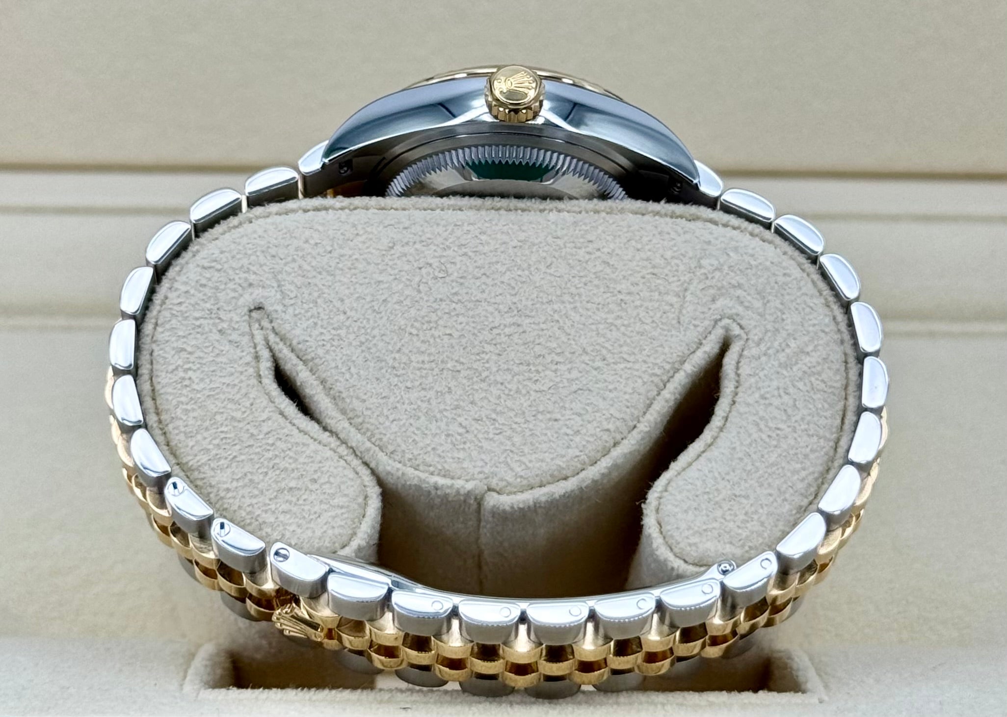 NEW 2024 Rolex Lady Datejust 28mm 279173 Jubilee Silver Diamond Dial - Image 9