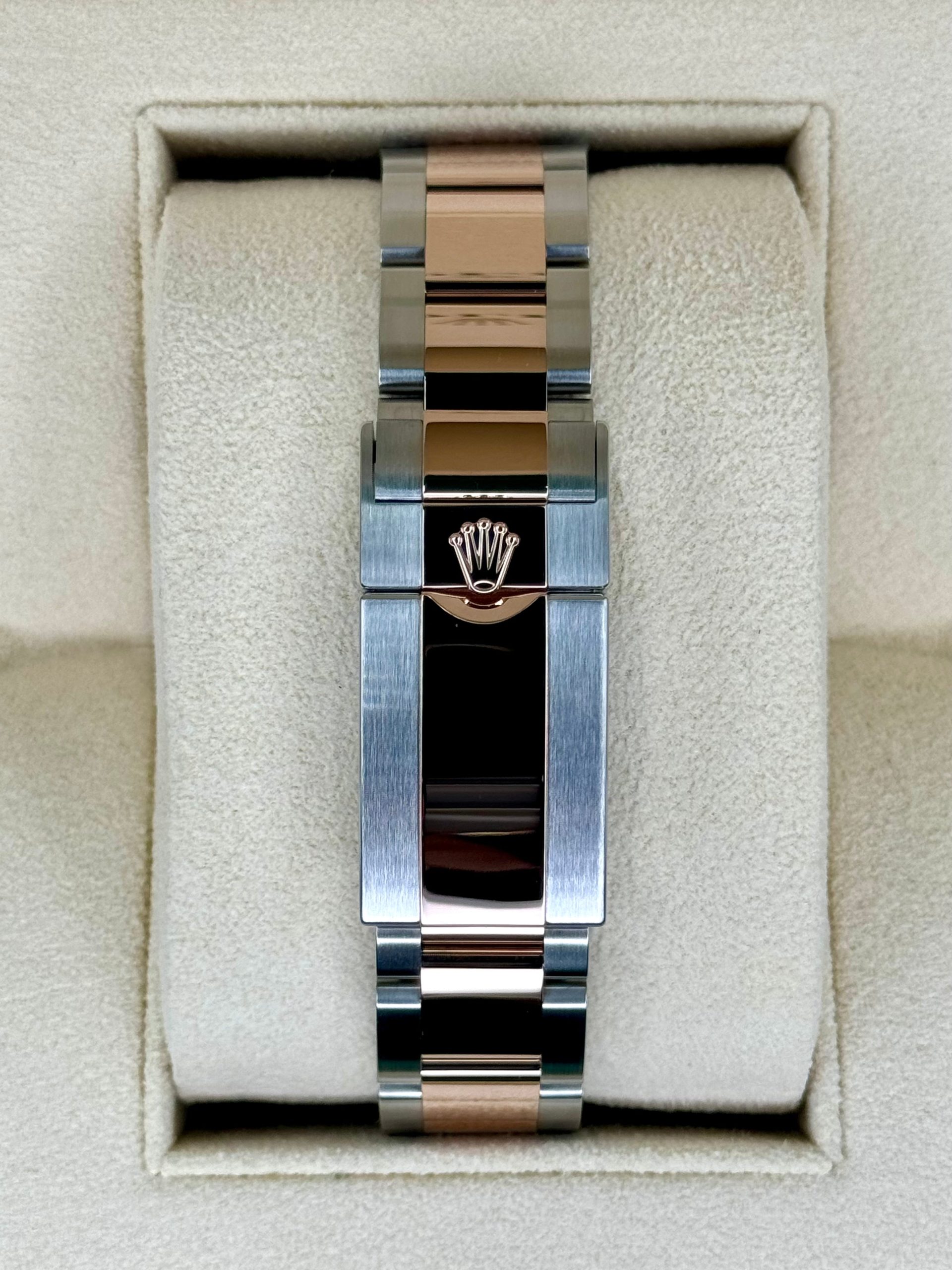 2024 Rolex Yacht-Master 40mm 126621 Two-Tone Chocolate Dial - Image 2