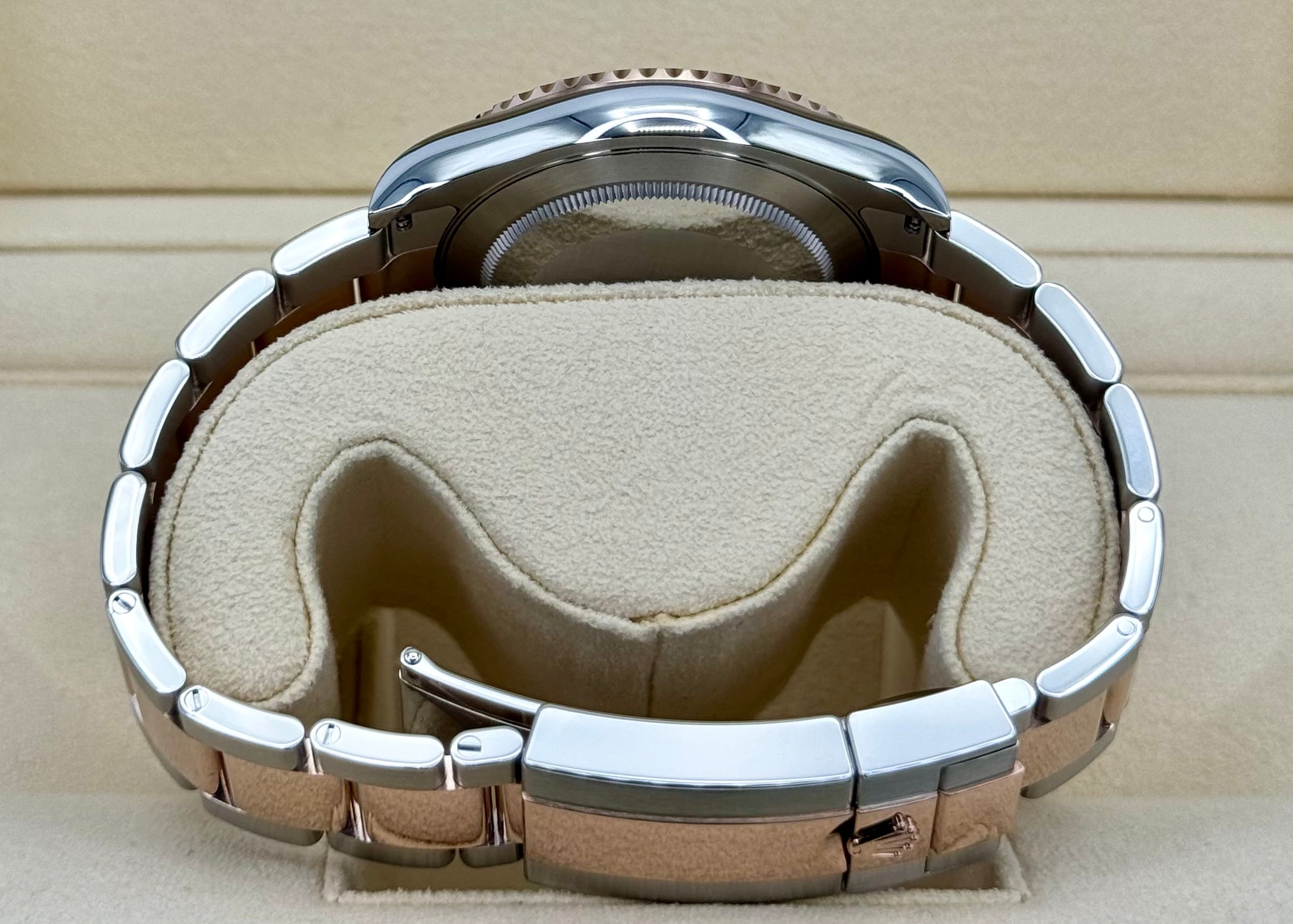 2024 Rolex Yacht-Master 40mm 126621 Two-Tone Chocolate Dial - Image 10