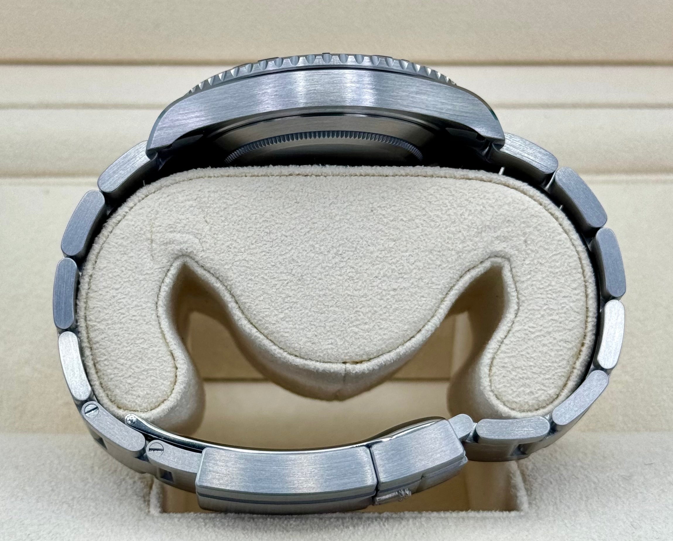 NEW 2024 Rolex Yacht-Master 42mm 226627 Titanium - Image 10