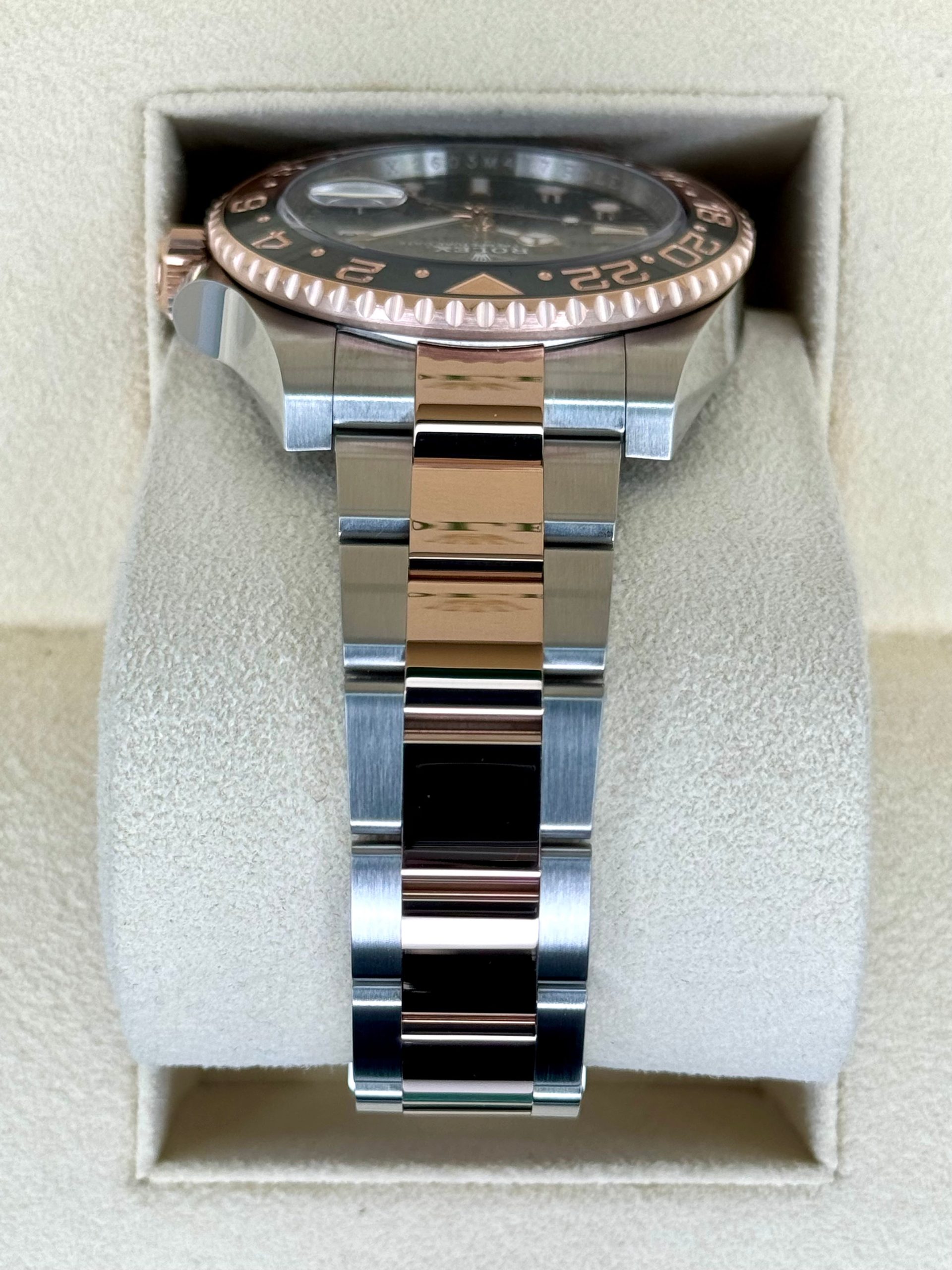 2022 Rolex GMT-Master II "Rootbeer" 40mm 126711CHNR Two-Tone - Image 4