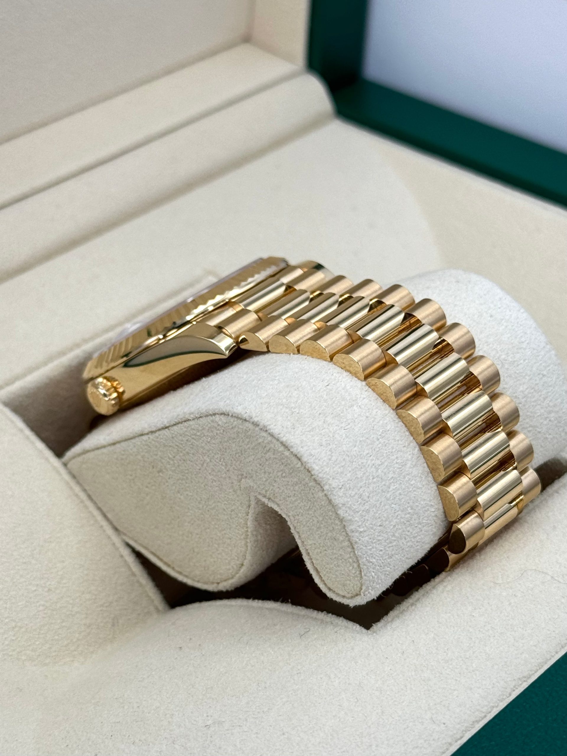 NEW 2025 Rolex Day-Date 40mm 228238 Presidential White Dial - Image 8