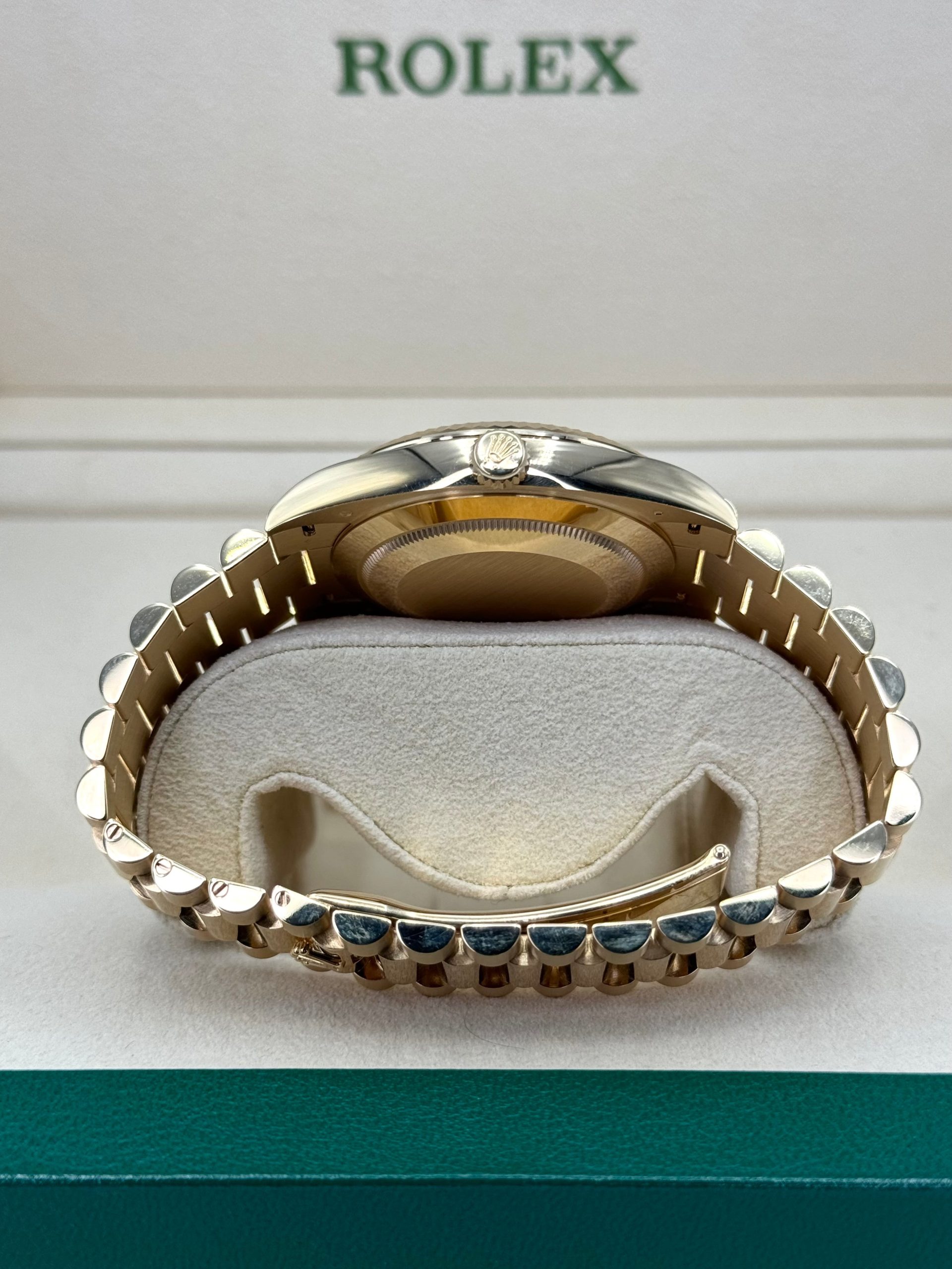 NEW 2025 Rolex Day-Date 40mm 228238 Presidential White Dial - Image 9