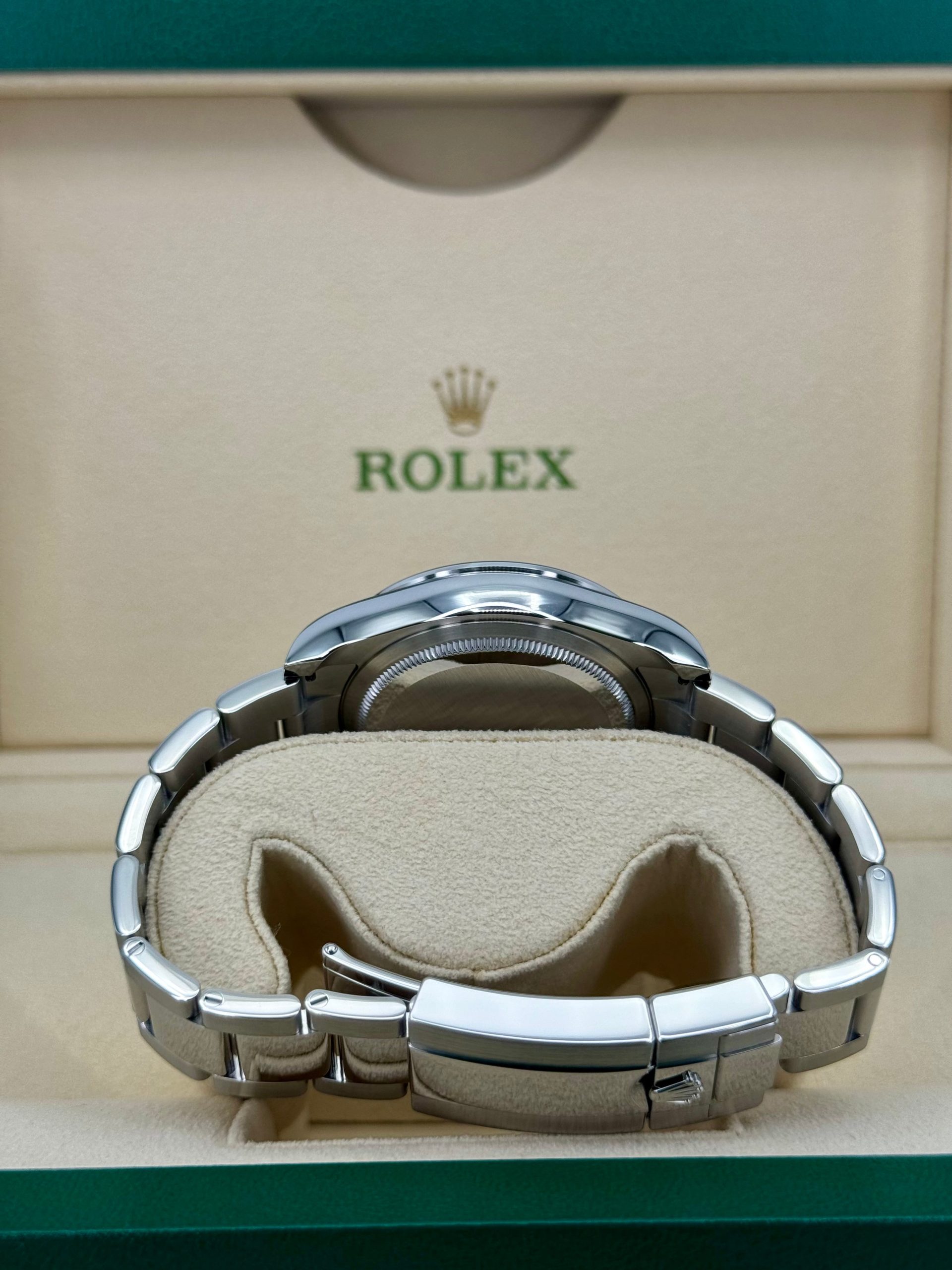 2024 Rolex Daytona 40mm 126500LN Stainless Steel Black Dial - Image 10