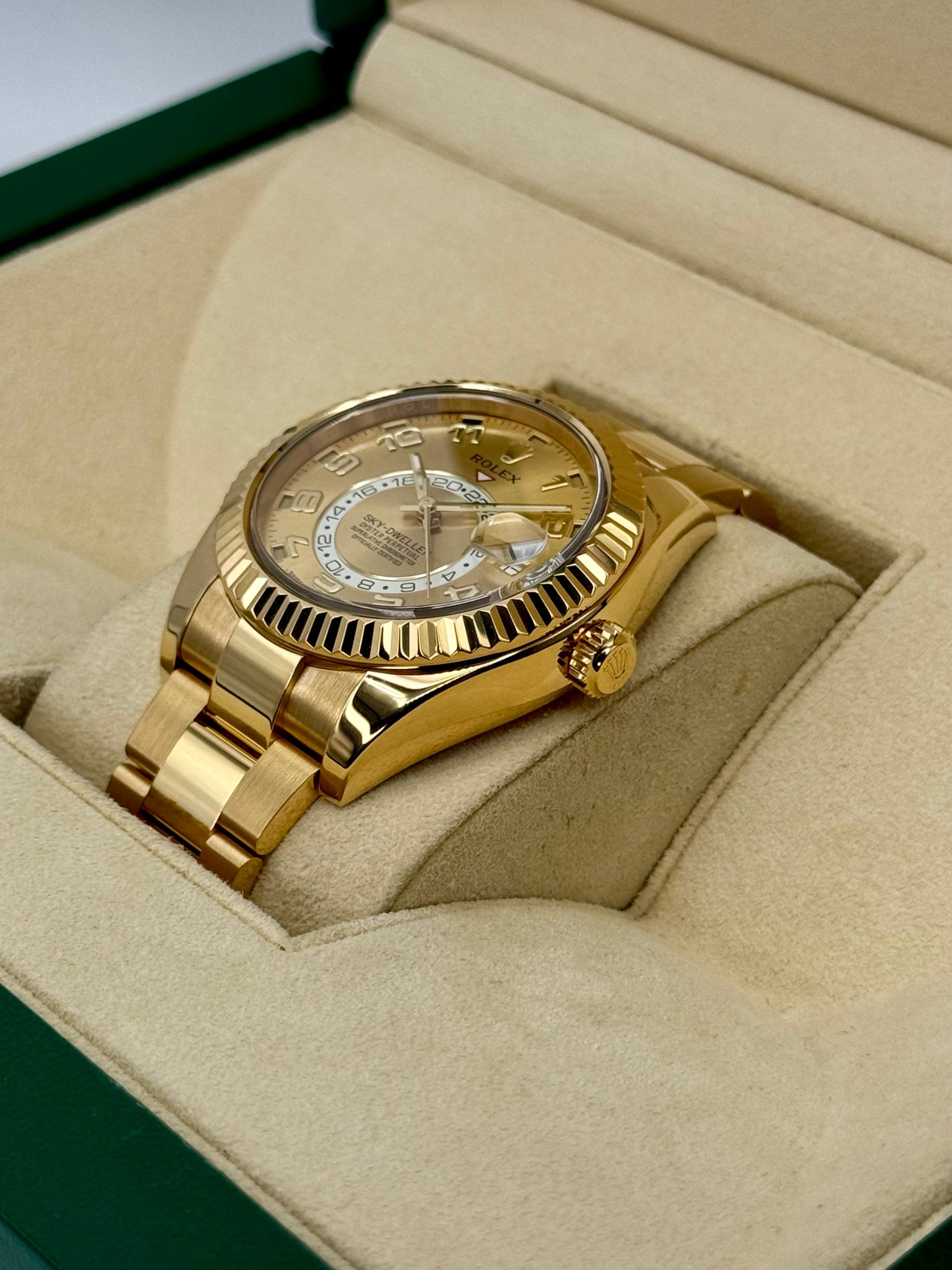 2019 Rolex Sky-Dweller 42mm 326938 Yellow Gold Oyster Champagne Dial - Image 5