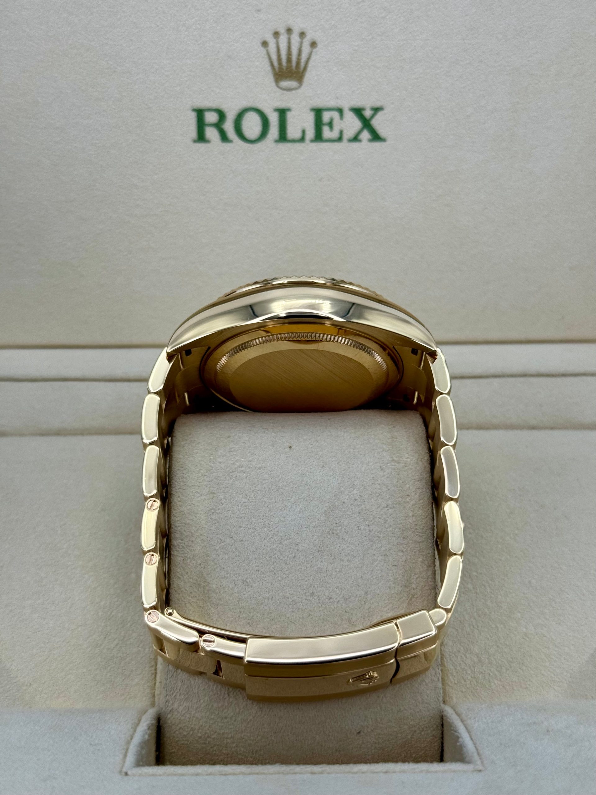 2019 Rolex Sky-Dweller 42mm 326938 Yellow Gold Oyster Champagne Dial - Image 10