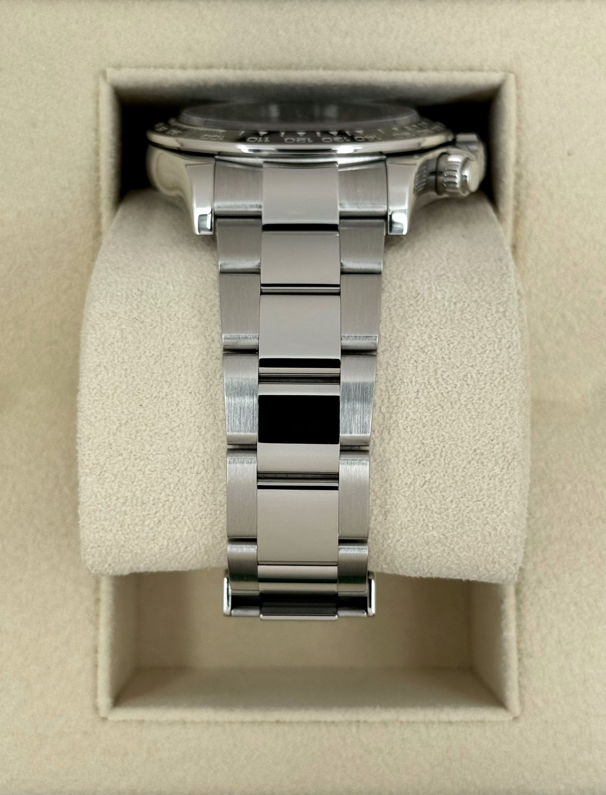 2024 Rolex Daytona 40mm 126500LN Stainless Steel Black Dial - Image 3