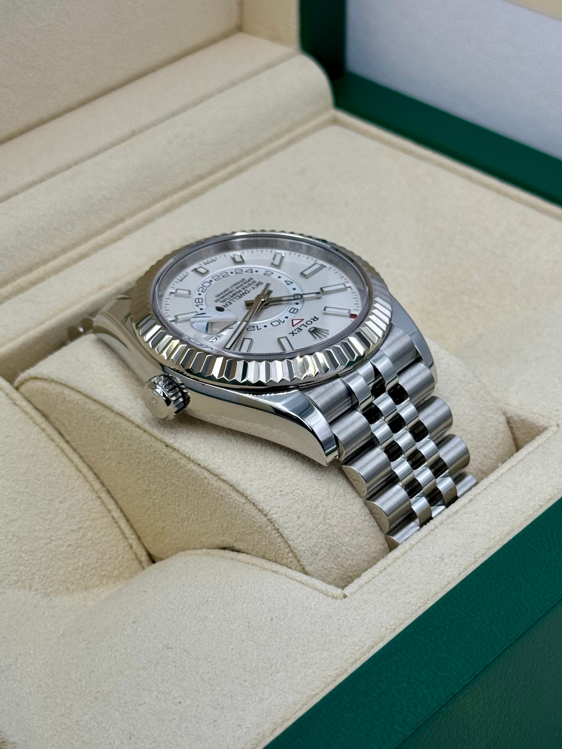 2022 Rolex Sky-Dweller 42mm 326934 Stainless Steel Jubilee White Dial - Image 8