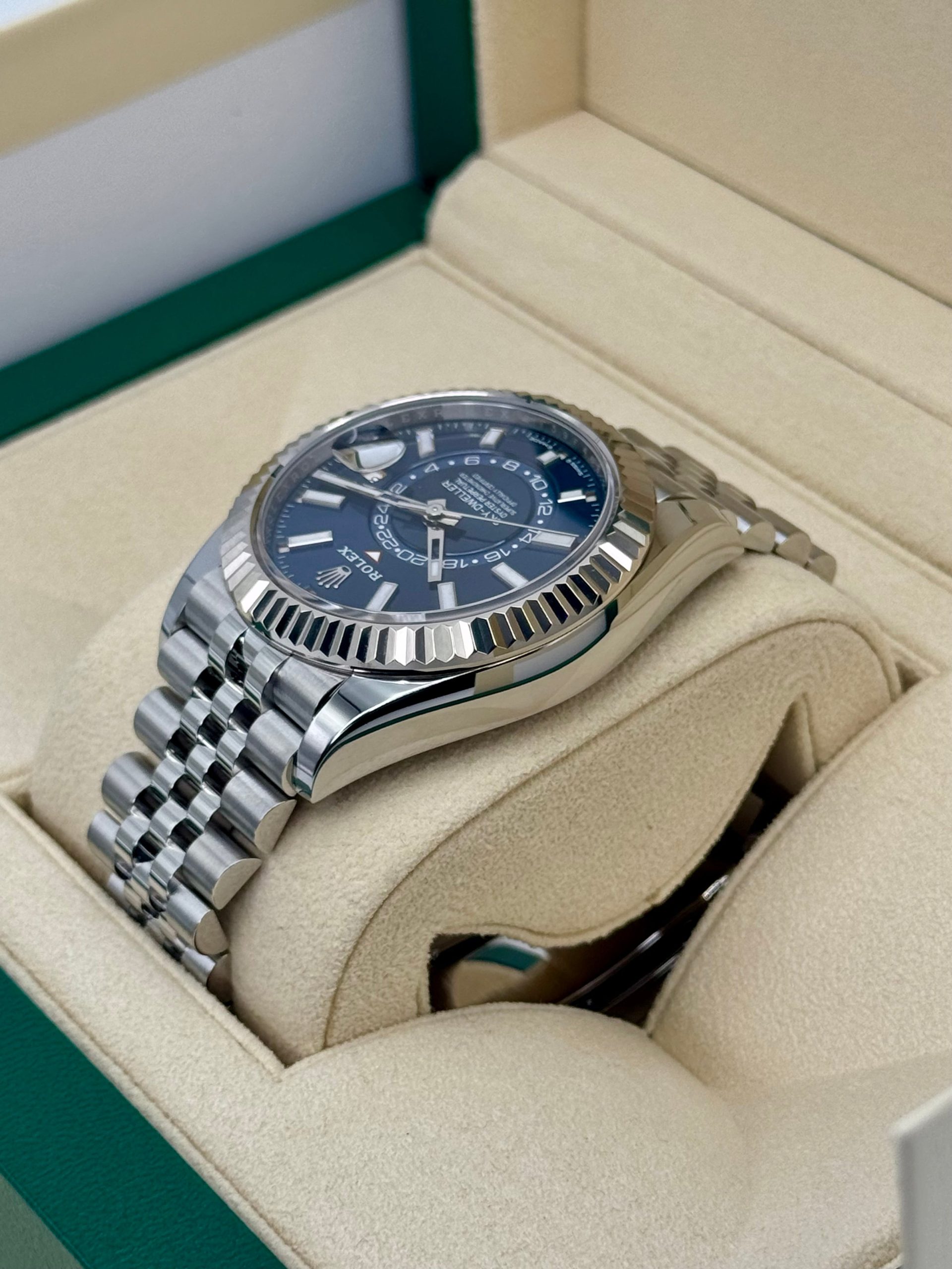 NEW 2024 Rolex Sky-Dweller 42mm 336934 Jubilee Blue Dial - Image 7