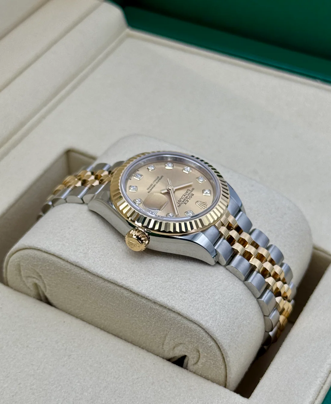 NEW 2025 Rolex Lady Datejust 28mm 279173 Jubilee Champagne Diamond Dial - Image 7