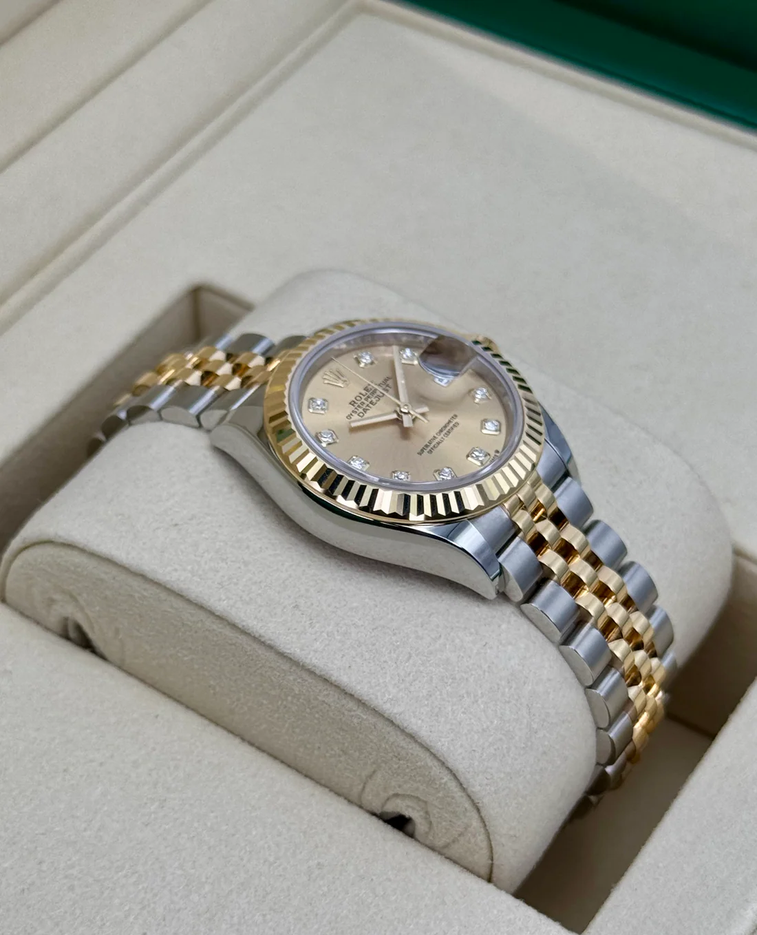 NEW 2025 Rolex Lady Datejust 28mm 279173 Jubilee Champagne Diamond Dial - Image 6