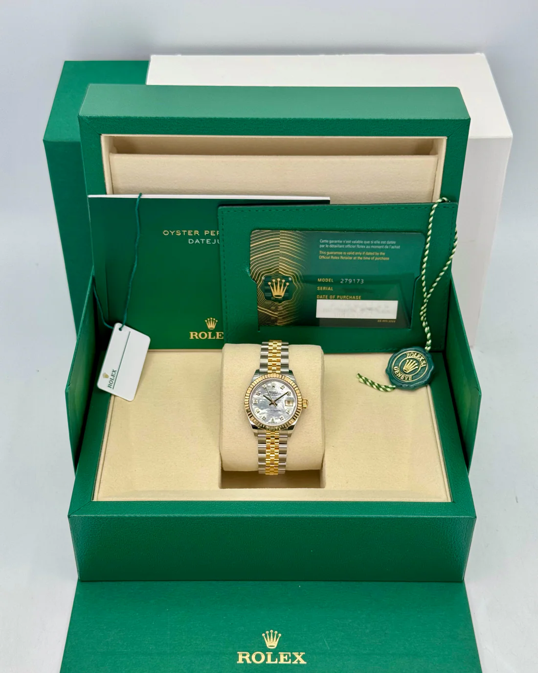 NEW 2025 Rolex Lady Datejust 28mm 279173 Jubilee MOP Diamond Dial - Image 7